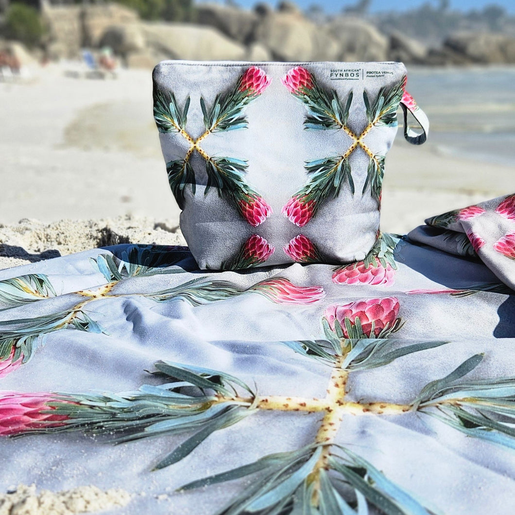 NEW Protea Towel & Travel Bag Combo