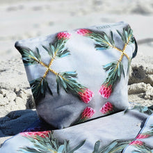 Load image into Gallery viewer, Protea Travel Bag
