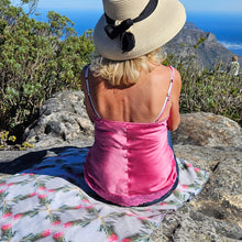 Load image into Gallery viewer, Protea Towel
